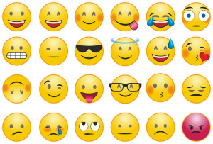 Varios emojis.